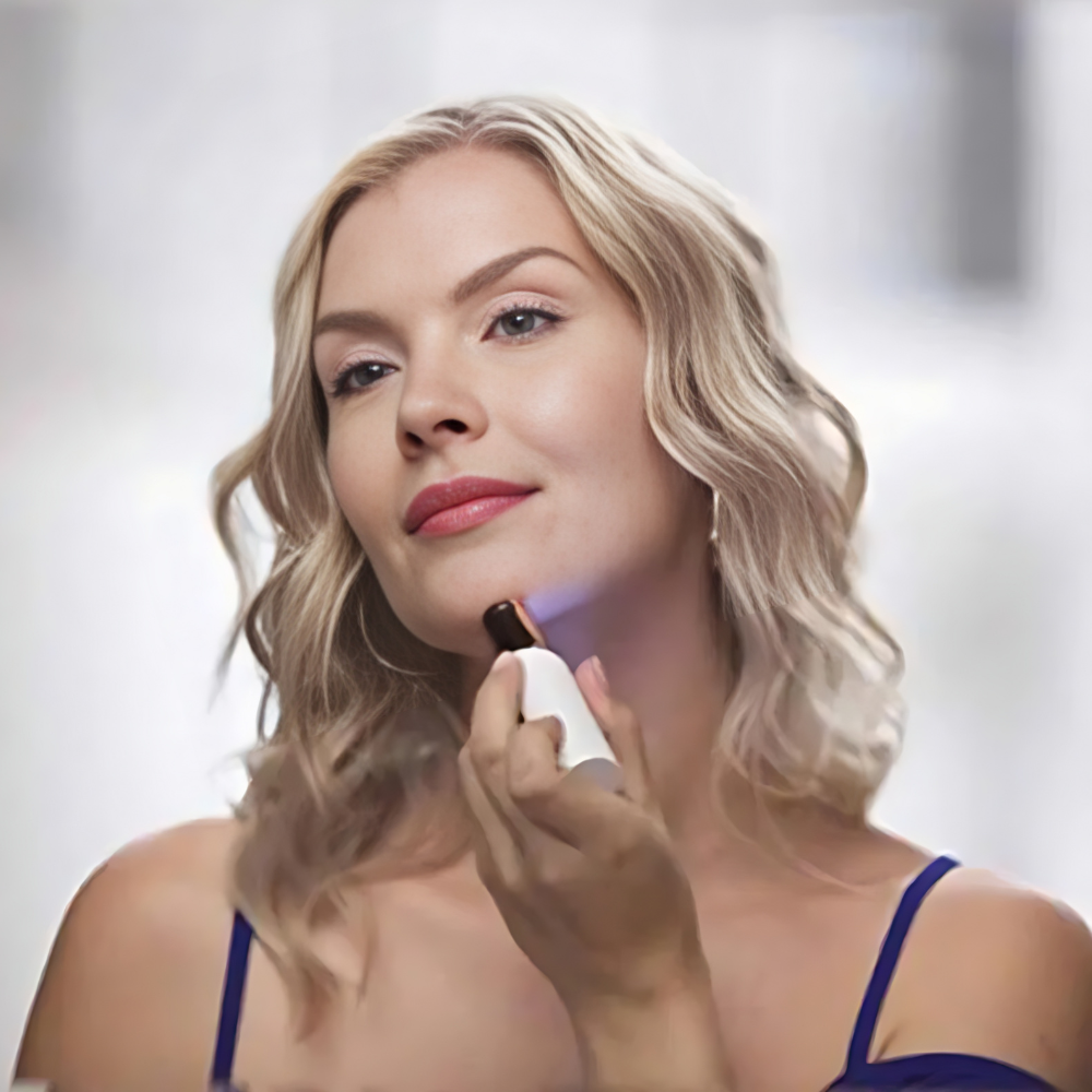 Rasoio a forma di Rossetto